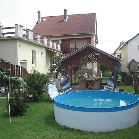 Kovacs Vendeghaz Apartment Mátraderecske Exterior photo
