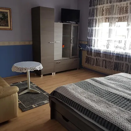 Kovacs Vendeghaz Apartment Mátraderecske Exterior photo